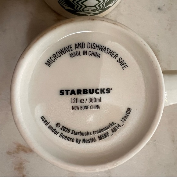 Set Of Two Starbucks Coffee Cups 2020 White Swirl Wind Winter New Bone China - Picture 4 of 5
